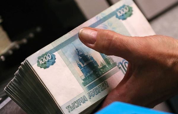 «Известия»: мошенники стали предлагать гражданам обезопасить средства от санкций