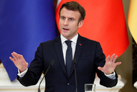 Марин Ле Пен признала поражение на выборах президента Франции